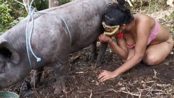 Sexy vixen playing naughty with a beast's crimson shaft